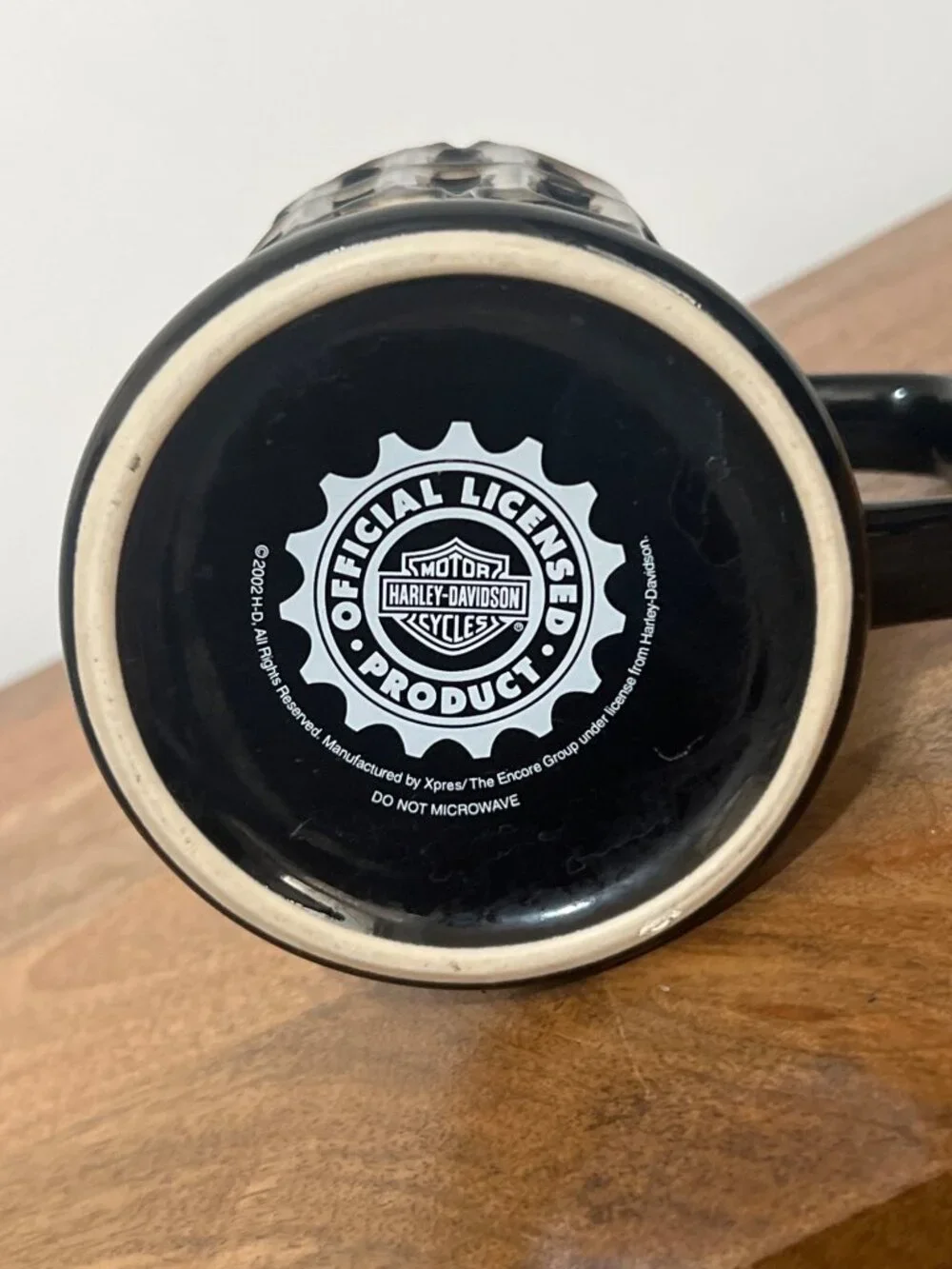 Harley-Davidson Black & Orange Ceramic Coffee Mug Embossed Shield Logo 16 Oz